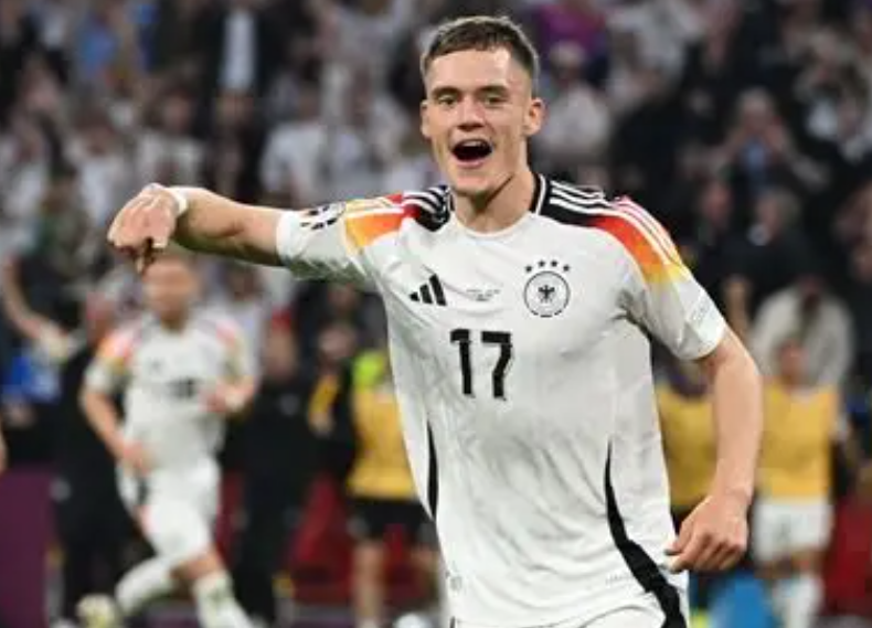 <a href='/news/tag/1055839.html' style='color: blue;'>德国队</a><a href='/news/tag/1253.html' style='color: blue;'>世预赛</a>大捷：维尔茨与萨内连线成焦点，转会暗线浮出水面