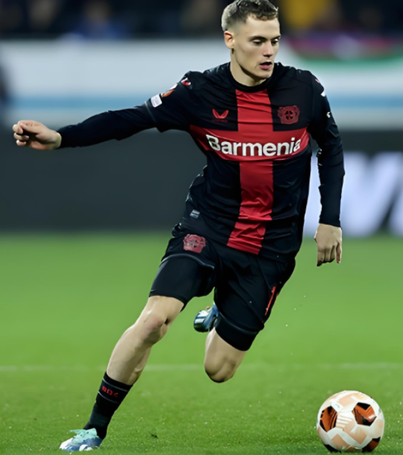 英超第20轮：利物浦与富勒姆激战平局，维尔茨越位争议进球引关